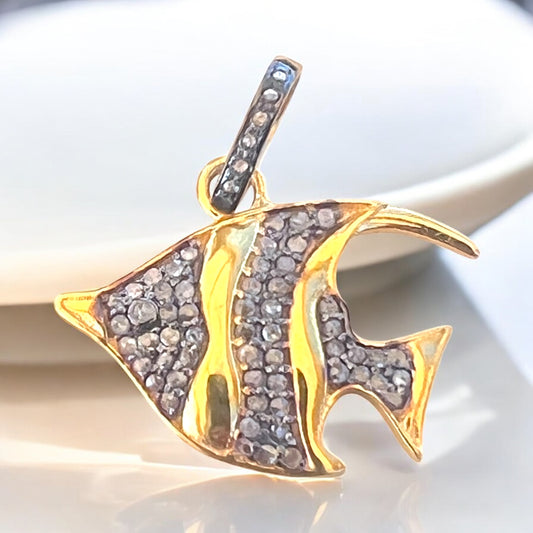 WANDA LITTLE FISH PENDANT