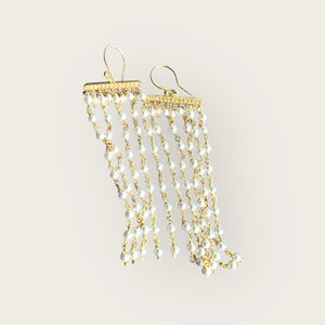 PAMELAS PEARLY TASSEL EARRINGS