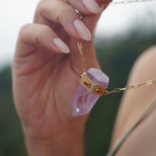 BALI CRYSTAL AMETHYST NECKLACE