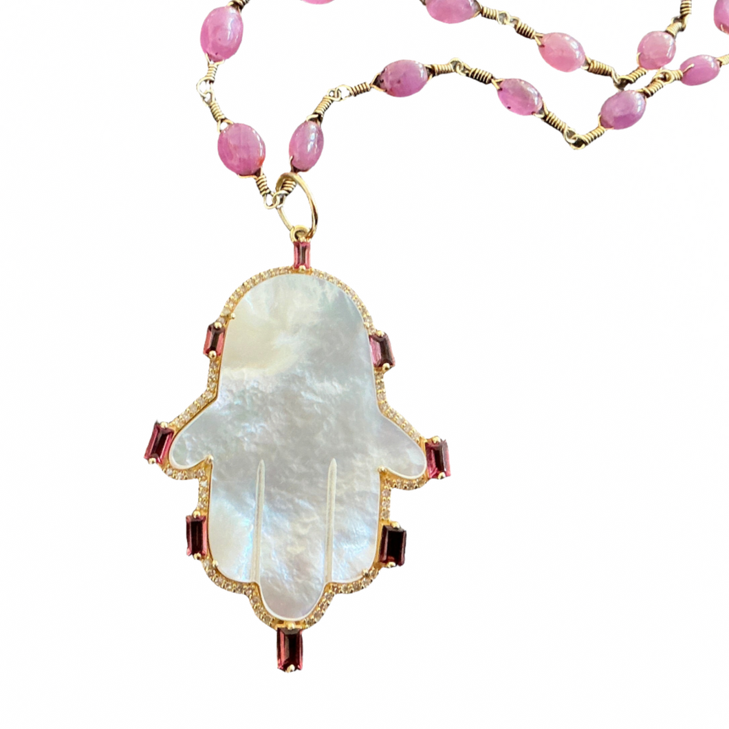 PETRA PINK SAPPHIRE HAMSA PENDANT