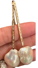 Load image into Gallery viewer, Gold baguette earrings with  Baroque pearls