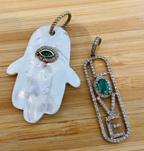 Load image into Gallery viewer, Mother of pearl hamsa pendant